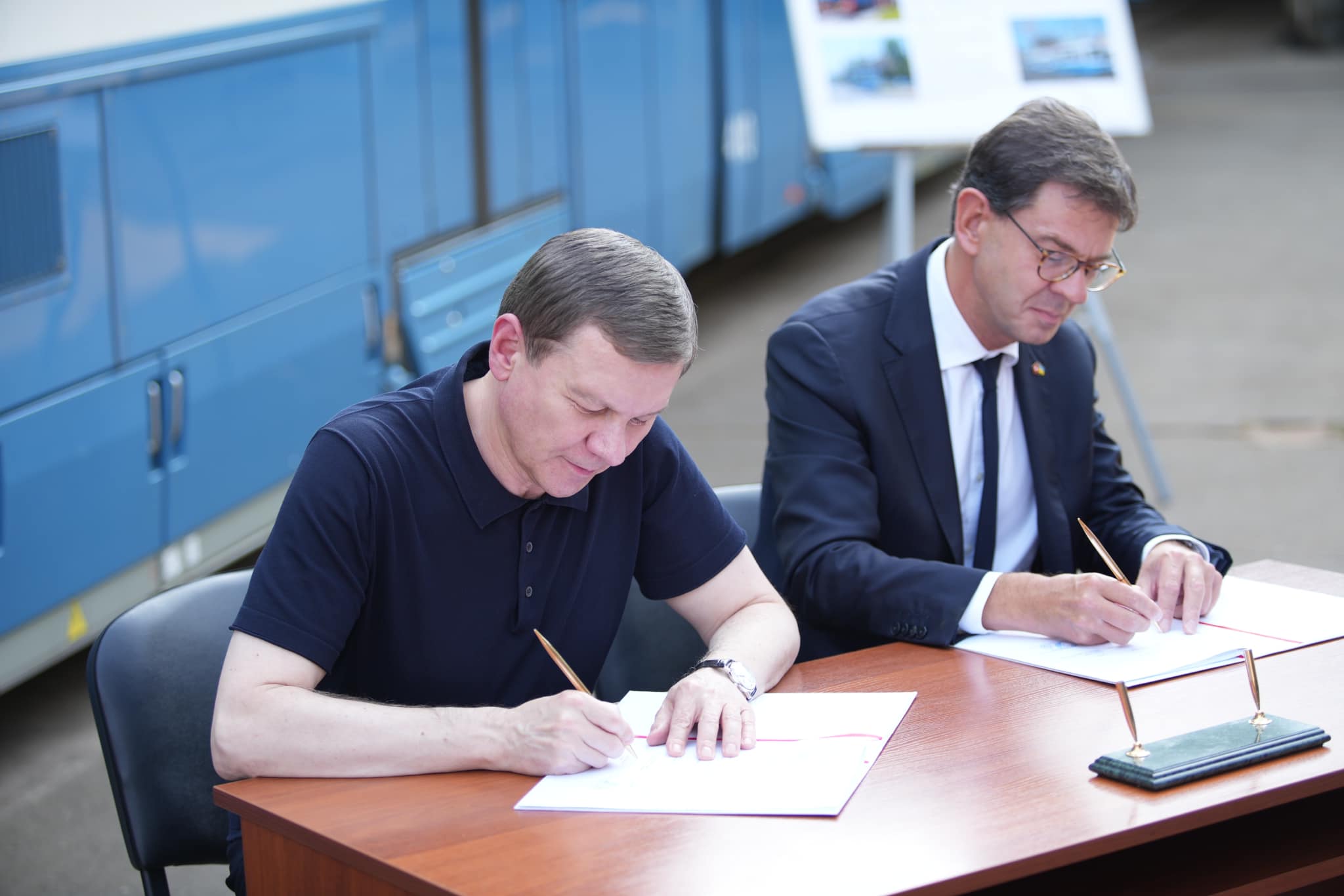 Співпраця триває: Вінниця уклала додаткову угоду зі Швейцарською Конфедерацією на постачання трамваїв із Цюриха