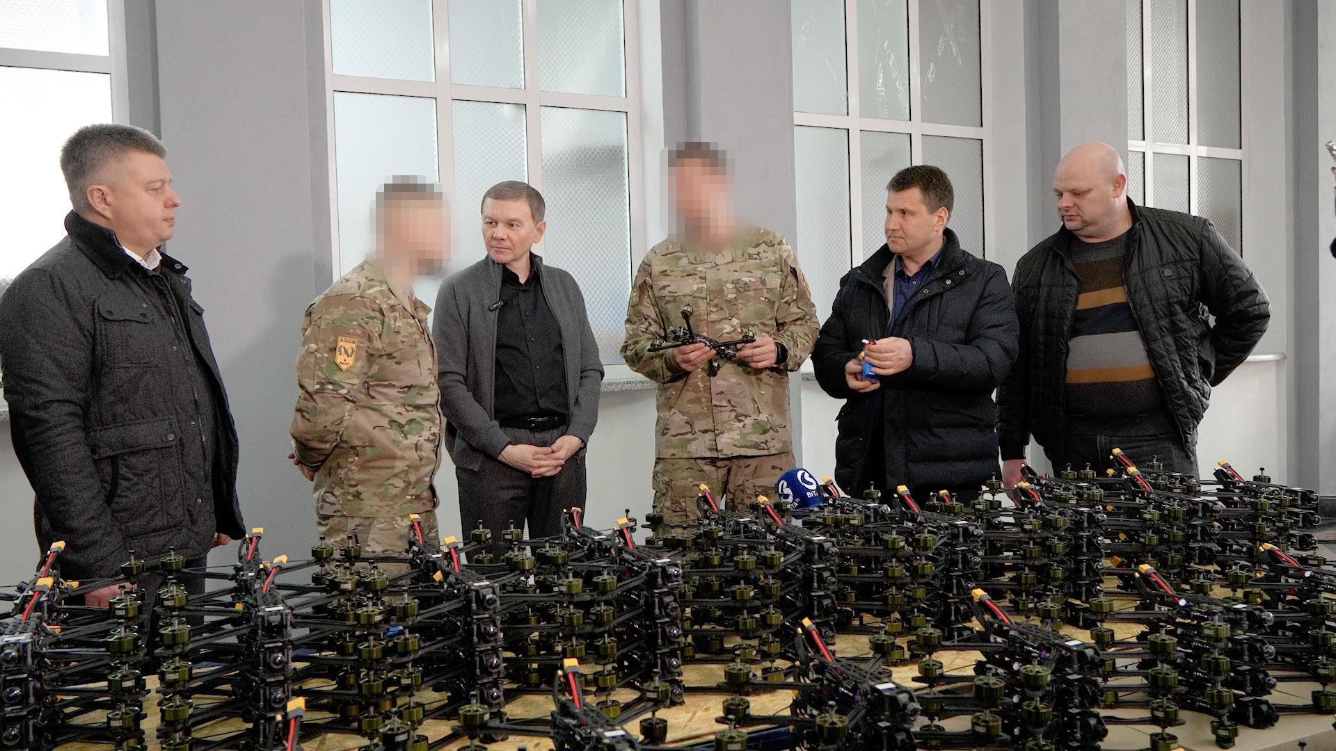 200 FPV-дронів для бригади «Азов» передала Вінницька міська рада разом з громадою та у взаємодії з Міжрегіональним координаційним гуманітарним штабом 