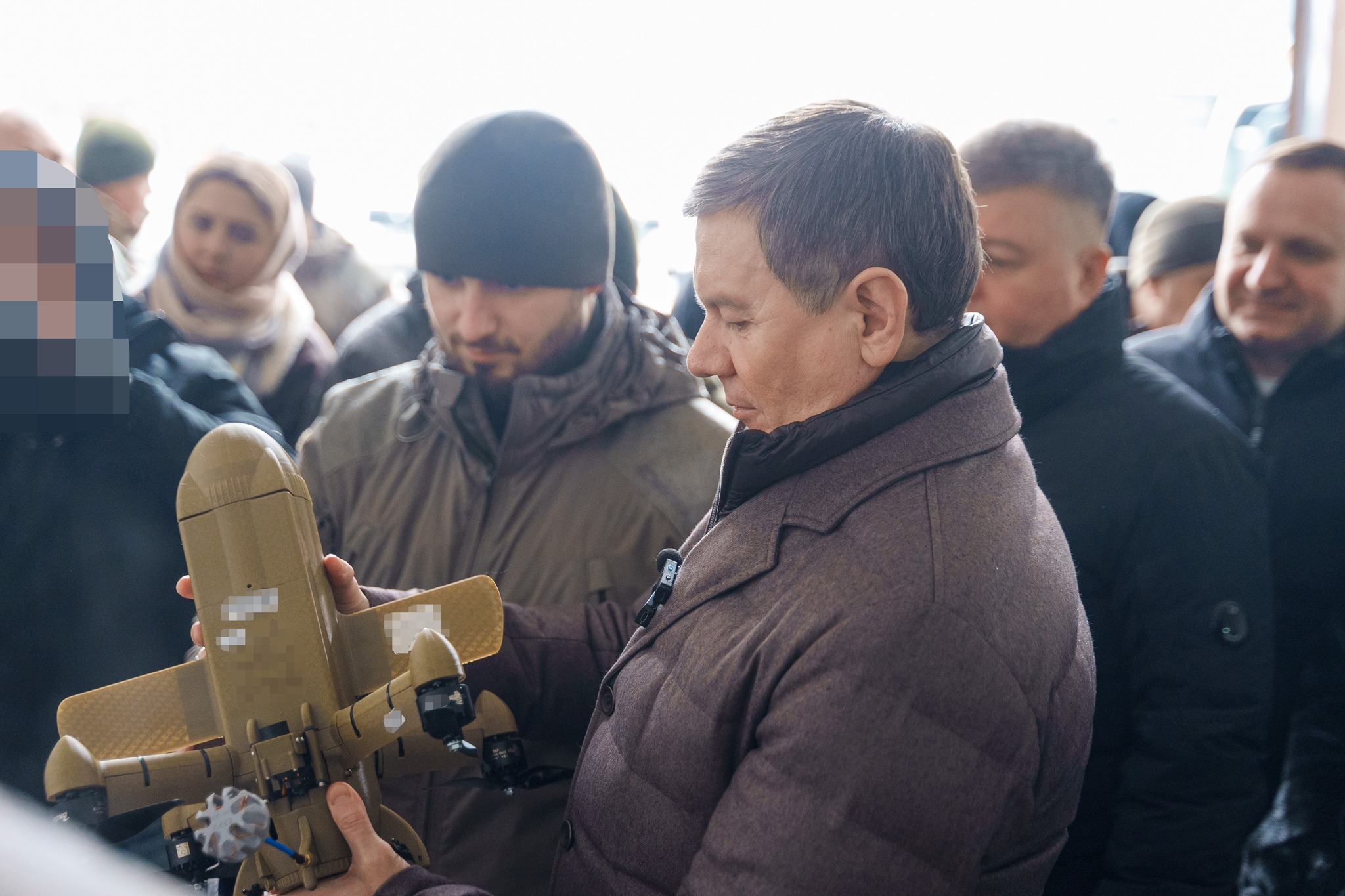 Задля захисту неба від «шахедів». Команда Міжрегіонального координаційного гуманітарного штабу передала допомогу трьом частинам Повітряних Сил ЗСУ