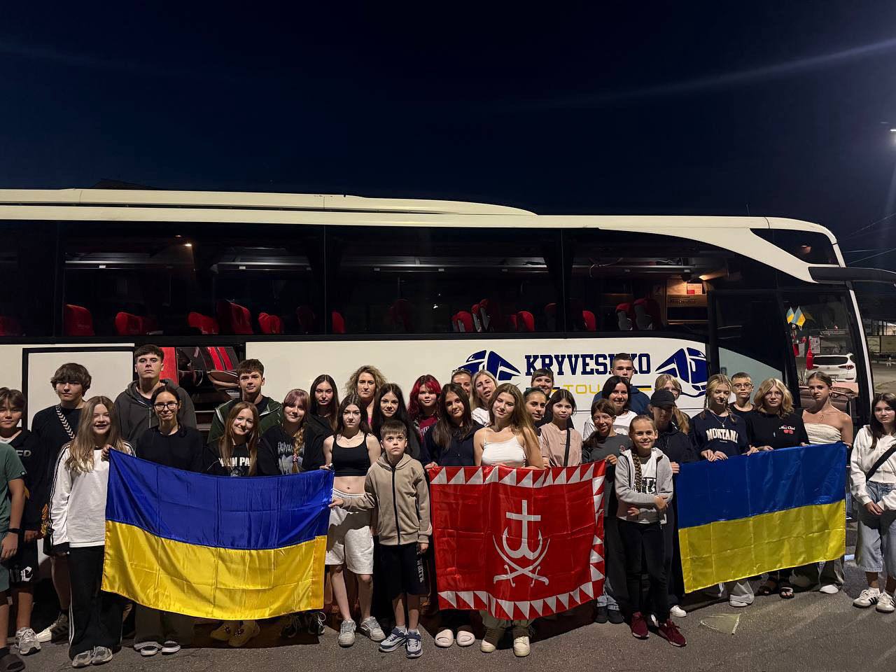 Юні вінничани з родин полеглих та безвісти зниклих Захисників і Захисниць вирушили на відпочинок до міста-партнера Мюнстера